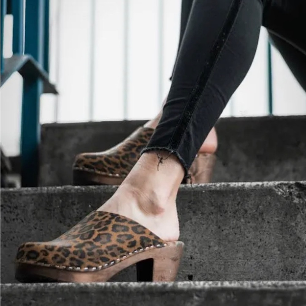 Lottas Leopard Clogs High Heels like dansko